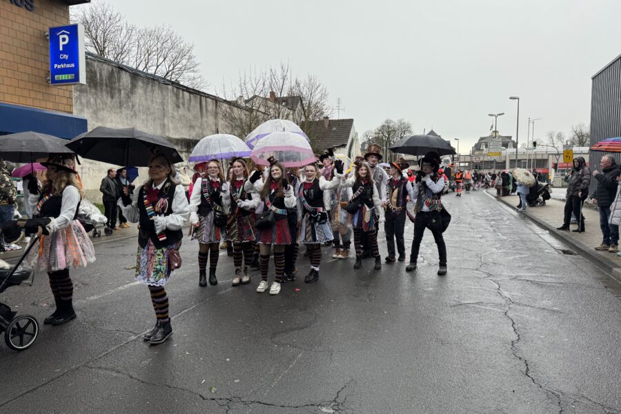 Das Wetter kann der Stimmung nichts anhaben.
